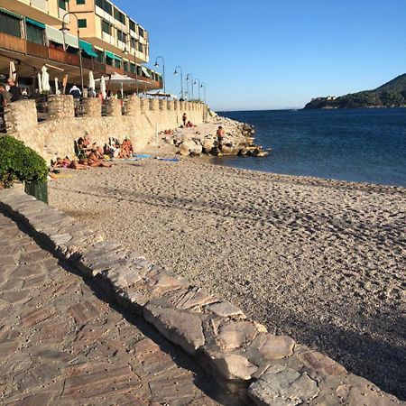 Porto Azzuro Apartment 6 Beds Porto Azzurro Exteriör bild
